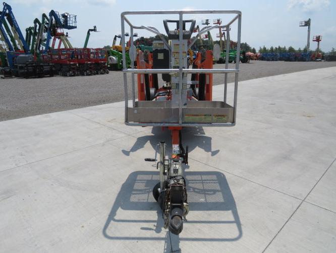Used 2019 JLG T350 Towable Boom Lift, photo 3