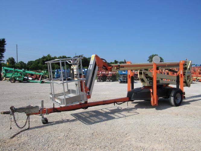 Used 2019 JLG T500J Towable Boom Lift, photo 2