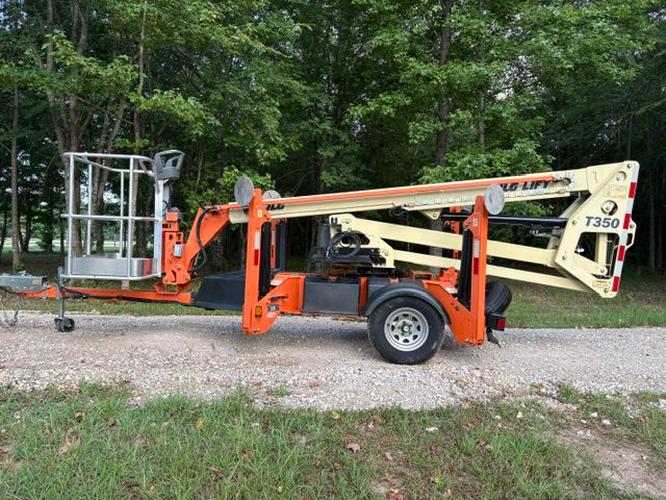 Used 2019 JLG T350 Towable Boom Lift, photo 2