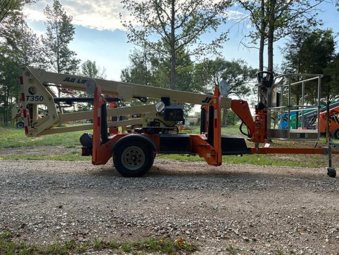 Used 2019 JLG T350 Towable Boom Lift, photo 3