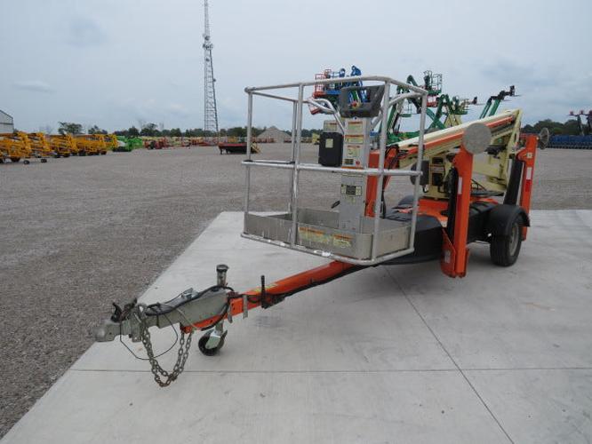 Used 2022 JLG T350 Towable Boom Lift, photo 2
