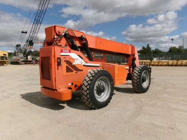 Used 2015 SKYTRAK 6042 Telehandler Forklift