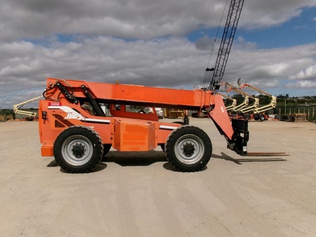 Used 2015 SKYTRAK 6042 Telehandler Forklift