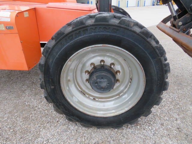 Used 2016 SKYTRAK 8042 Telehandler Forklift