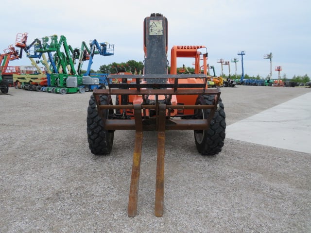 Used 2016 SKYTRAK 8042 Telehandler Forklift