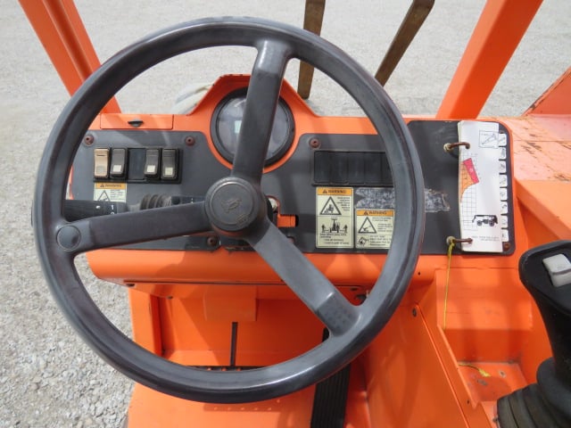 Used 2016 SKYTRAK 6042 Telehandler Forklift
