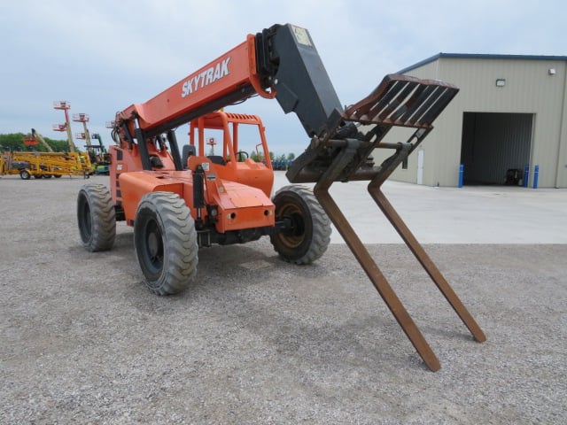 Used 2016 SKYTRAK 6042 Telehandler Forklift