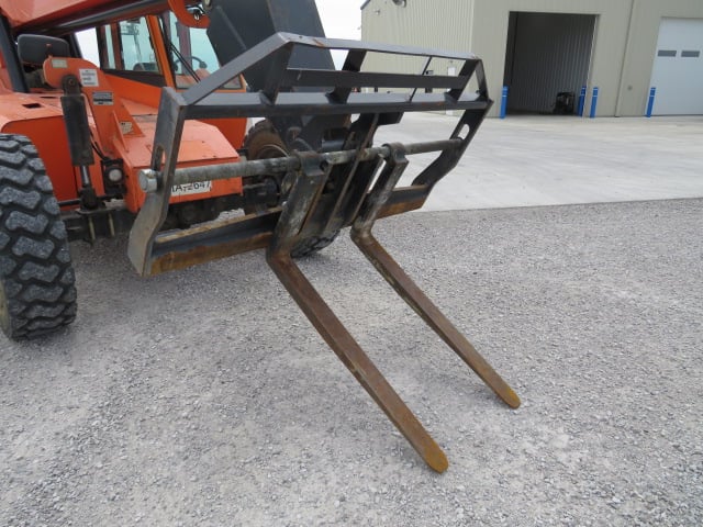 Used 2017 SKYTRAK 6042 Telehandler Forklift