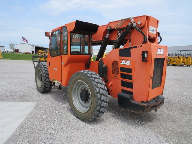 Used 2017 SKYTRAK 6042 Telehandler Forklift