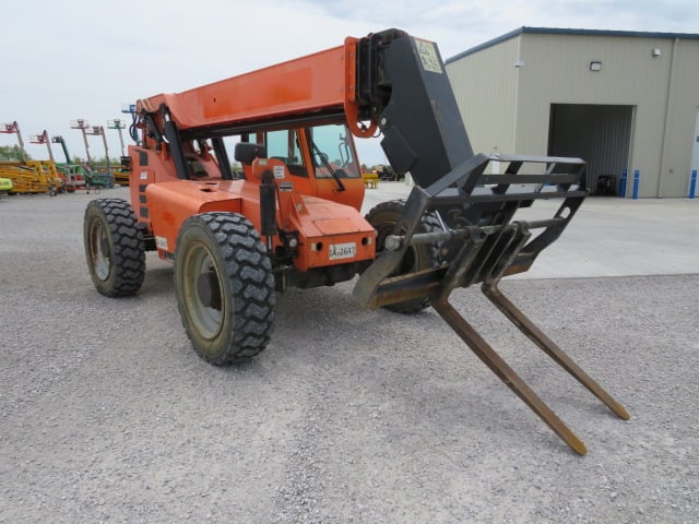 Used 2017 SKYTRAK 6042 Telehandler Forklift