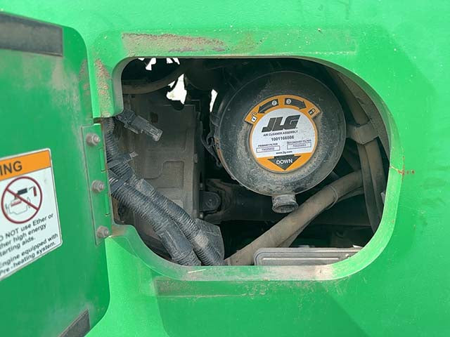 Used 2017 SKYTRAK 8042 Telehandler Forklift