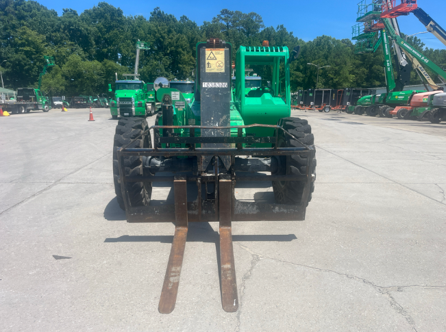 Used 2017 SKYTRAK 8042 Telehandler Forklift