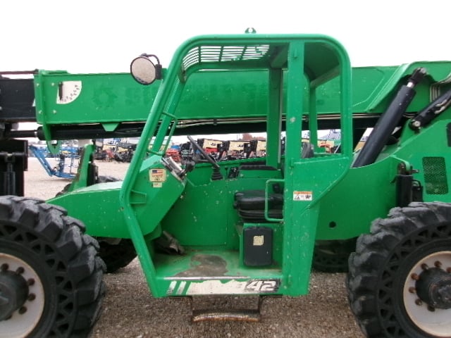 Used 2017 SKYTRAK 10042 Telehandler Forklift