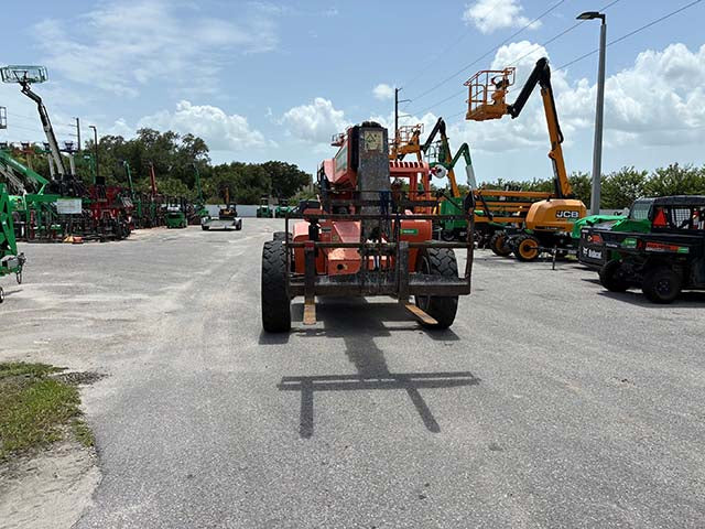 Used 2017 SKYTRAK 6042 Telehandler Forklift