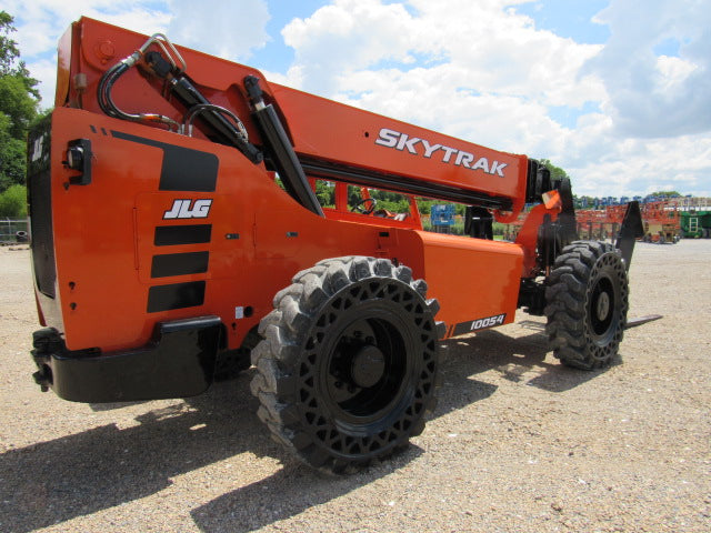 Used 2018 SKYTRAK 10054 Telehandler Forklift