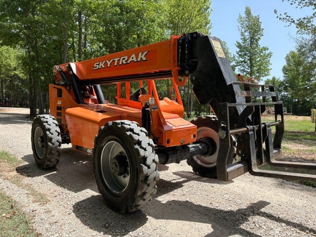 Used 2018 SKYTRAK 8042 Telehandler Forklift