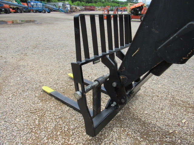 Used 2018 SKYTRAK 8042 Telehandler Forklift