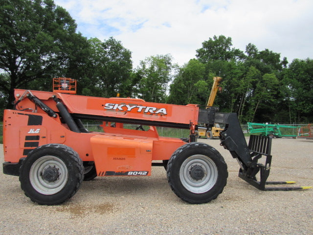 Used 2018 SKYTRAK 8042 Telehandler Forklift