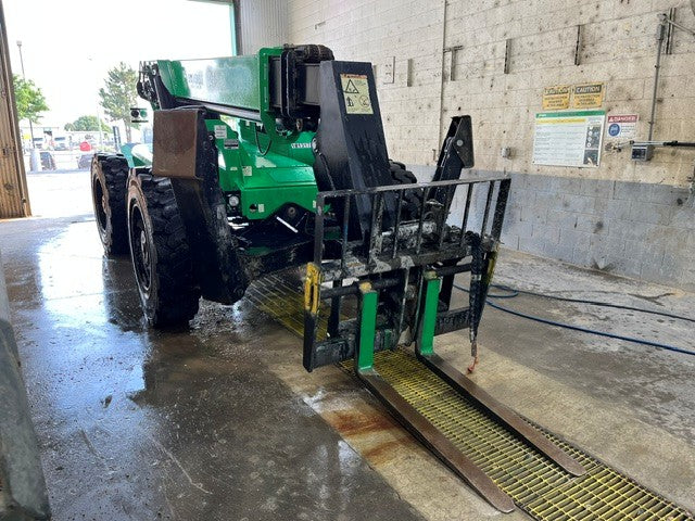 Used 2019 SKYTRAK 10042 Telehandler Forklift
