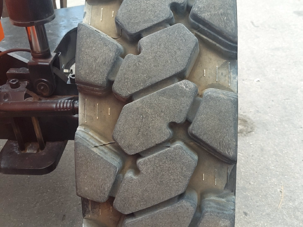 Used 2019 SKYTRAK 10054 Telehandler Forklift