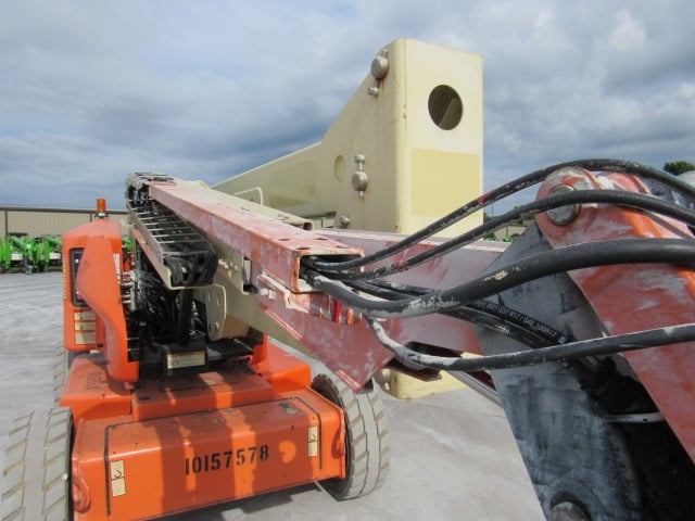 Used 2013 JLG E450AJ Articulating Boom Lift