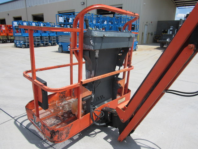 Used 2014 JLG E450AJ Articulating Boom Lift