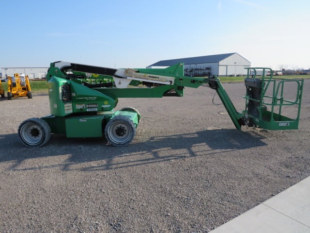 Used 2015 JLG E450AJ Articulating Boom Lift