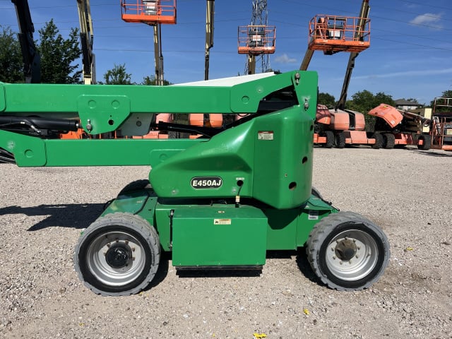 Used 2016 JLG E450AJ Articulating Boom Lift