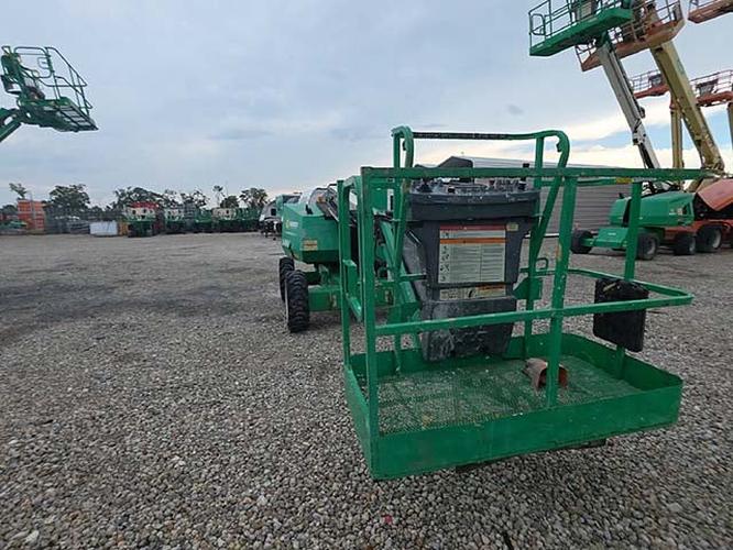 Used 2016 JLG 340AJ Articulating Boom Lift, photo 3