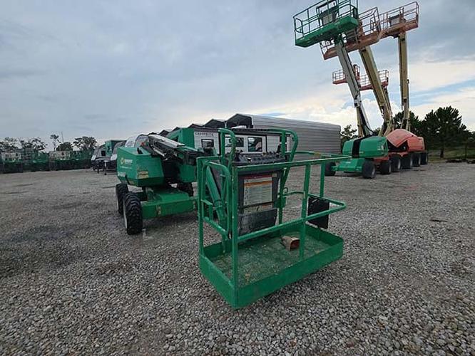 Used 2016 JLG 340AJ Articulating Boom Lift, photo 4