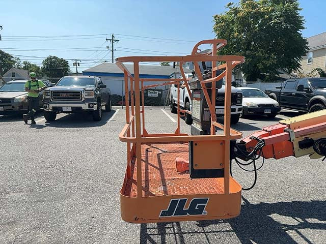 Used 2016 JLG 600S Telescopic Boom Lift