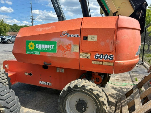 Used 2017 JLG 600S Telescopic Boom Lift