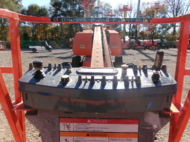 Used 2017 JLG 600S Telescopic Boom Lift