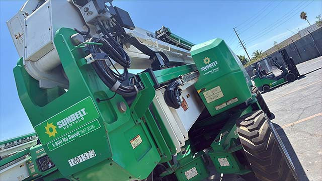 Used 2017 JLG 1500AJP Articulating Boom Lift