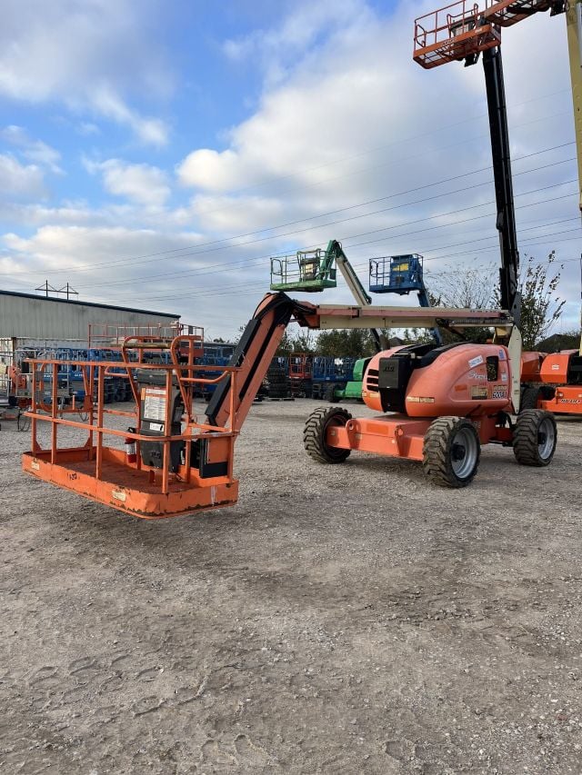 Used 2017 JLG 600AJ Articulating Boom Lift