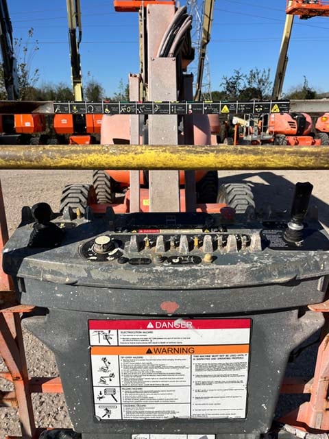 Used 2017 JLG 600AJ Articulating Boom Lift