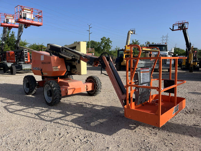 Used 2018 JLG 340AJ Articulating Boom Lift