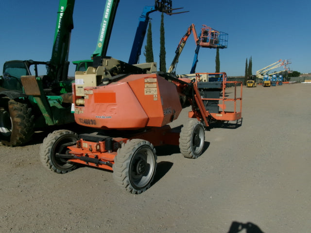 Used 2018 JLG 340AJ Articulating Boom Lift