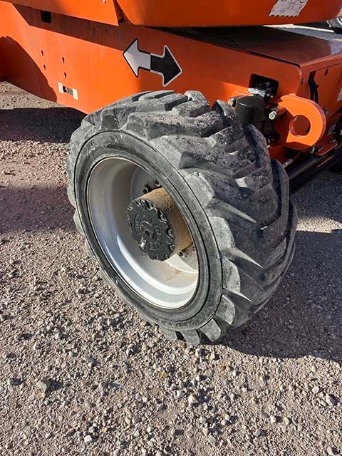 Used 2018 JLG 800AJ Articulating Boom Lift