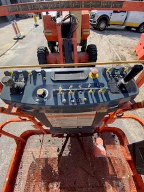 Used 2019 JLG 340AJ Articulating Boom Lift