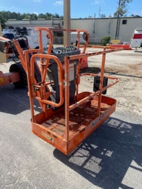 Used 2019 JLG 340AJ Articulating Boom Lift