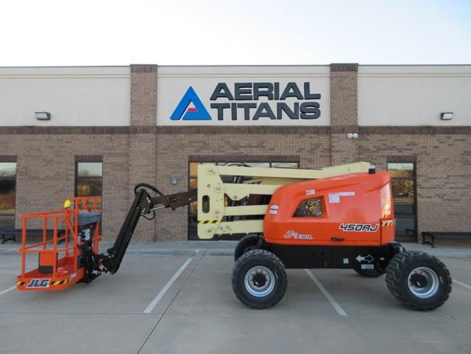 New 2026 JLG 450AJ Articulating Boom Lift, photo 2