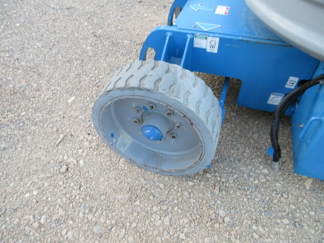 Used 2018 GENIE Z-34/22N Articulating Boom Lift