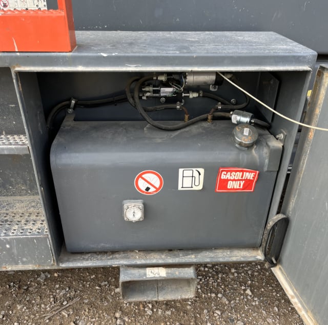 Used 2013 SKYJACK SJ9250 RT Scissor Lift