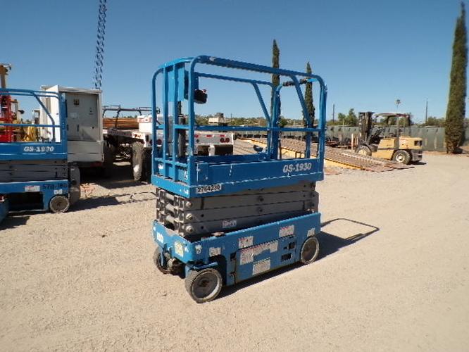 New 2019 GENIE GS-1930 Scissor Lift, photo 5
