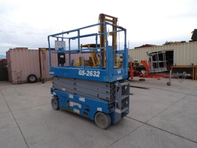 Used 2019 GENIE GS-2632 Scissor Lift, photo 3