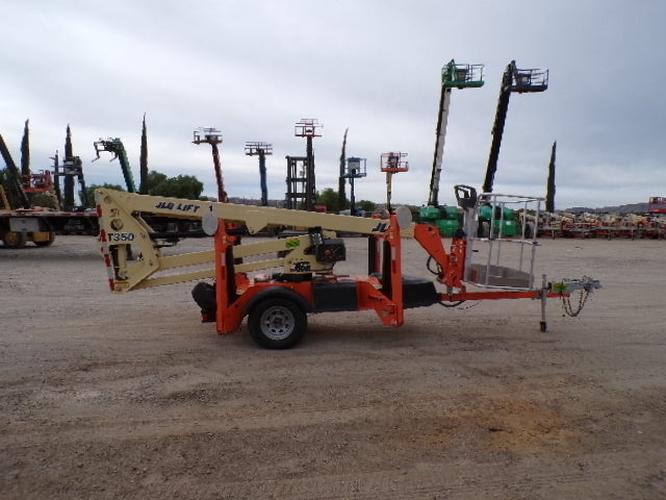 Used 2019 JLG T350 Towable Boom Lift, photo 4