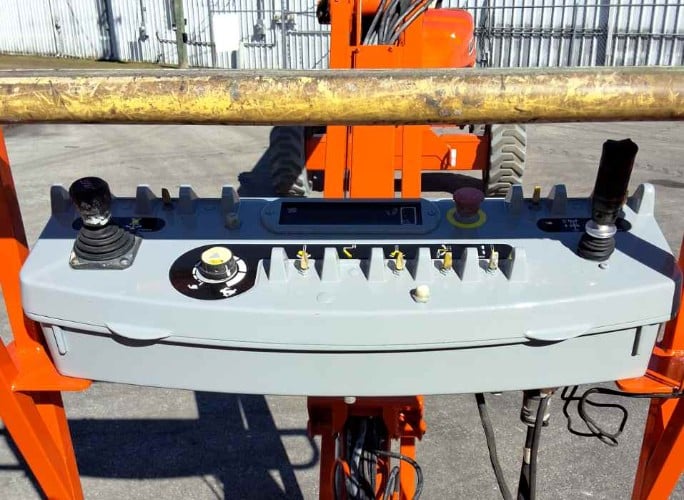 Used 2017 JLG M600JP Articulating Boom Lift