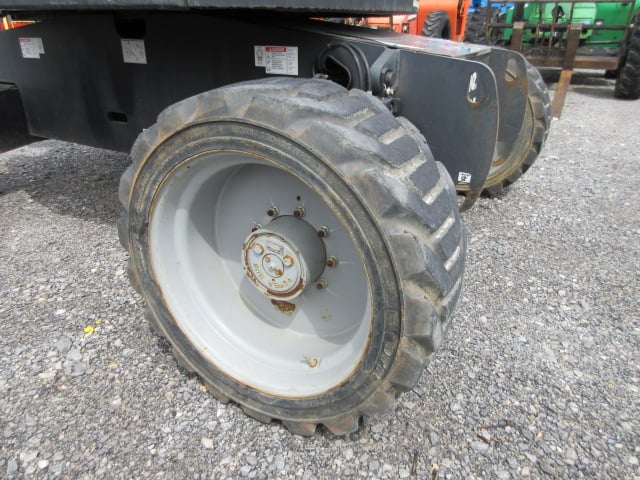 Used 2016 GENIE Z-62/40 Articulating Boom Lift