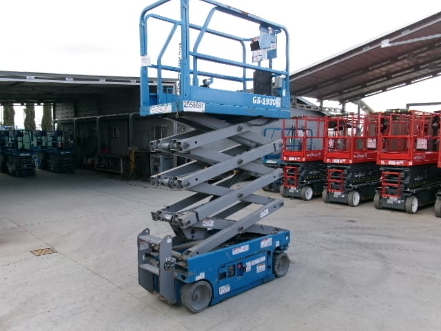 Used 2017 GENIE GS-1930 Scissor Lift
